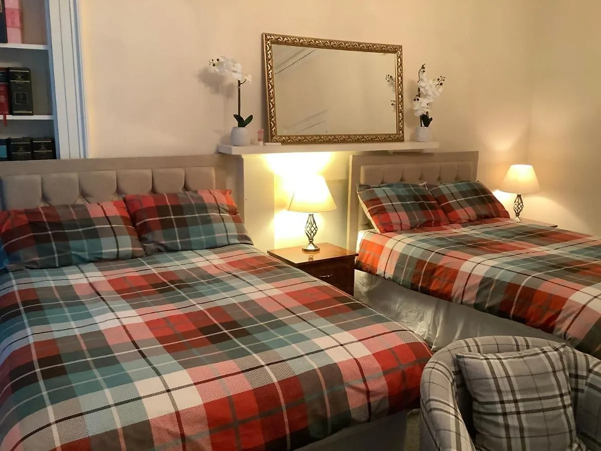 Large Grange Apartment Edinburgh